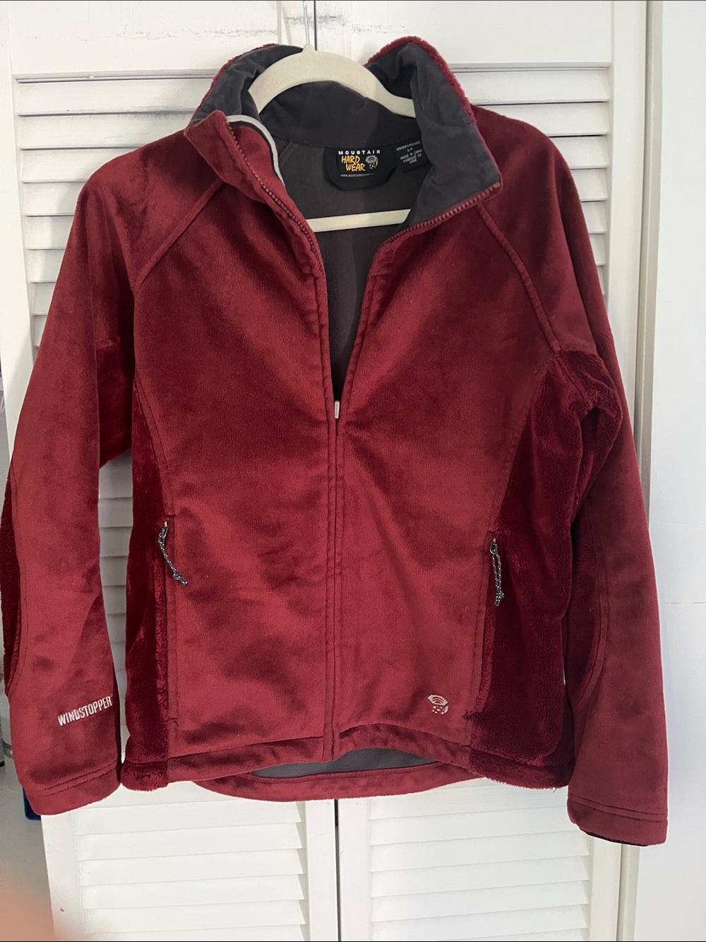 Mountain Hardwear Women's Teddy Fleece Jacket in Burgundy